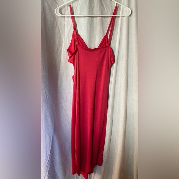 Dress - Picture 3 of 4